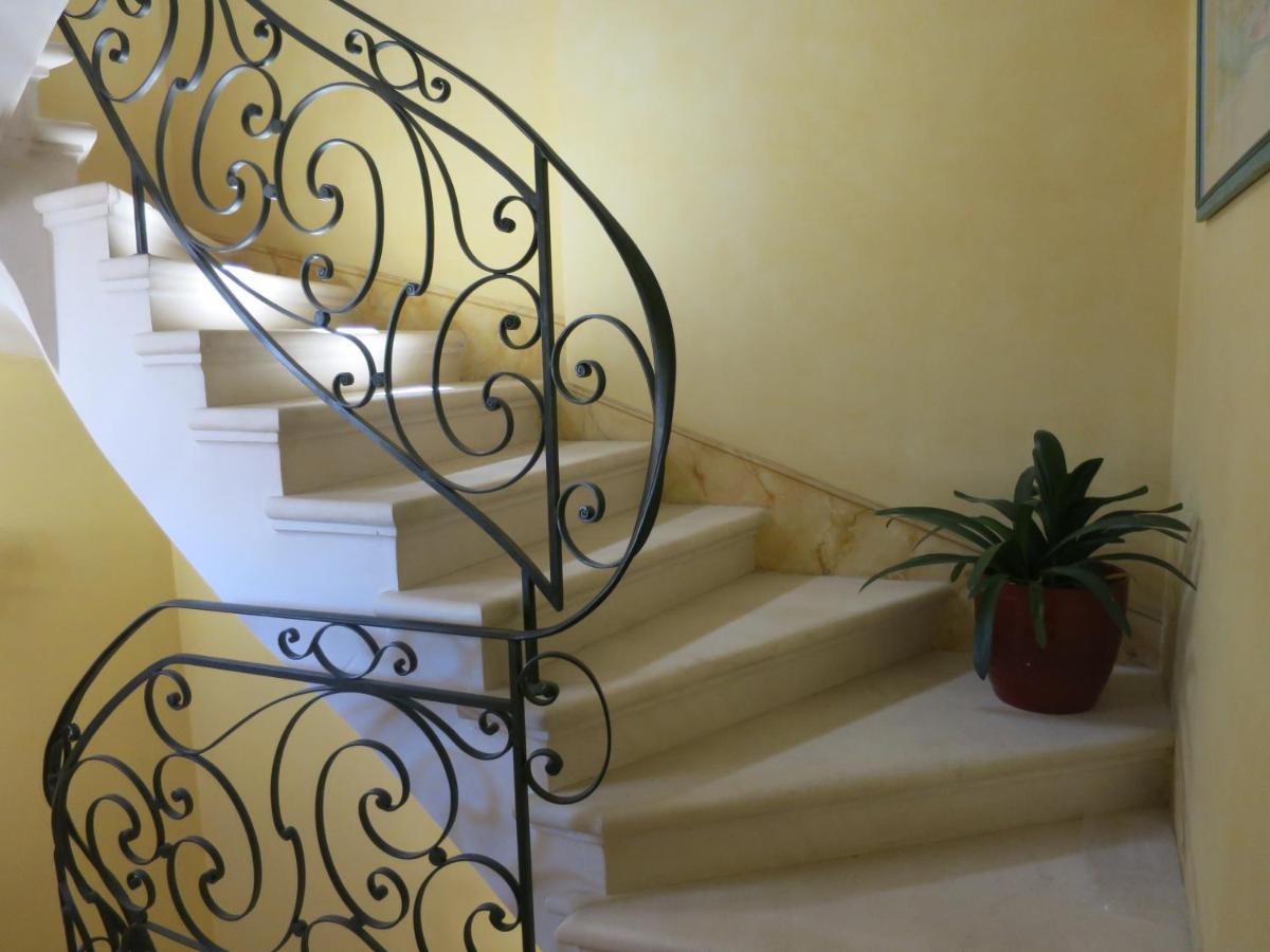 Hotel Entre Vignes Et Dentelles Courthézon Zewnętrze zdjęcie