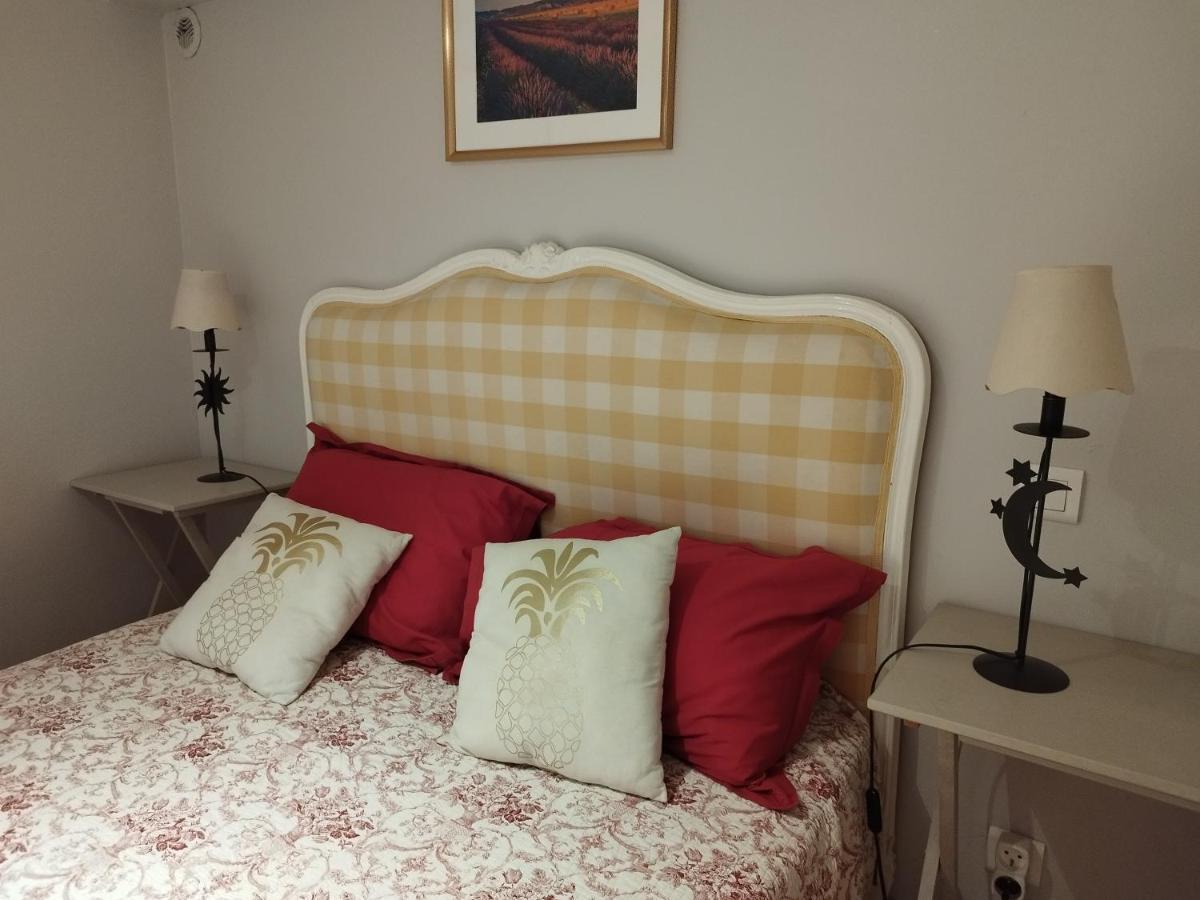 Hotel Entre Vignes Et Dentelles Courthézon Zewnętrze zdjęcie