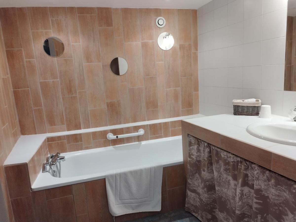 Hotel Entre Vignes Et Dentelles Courthézon Zewnętrze zdjęcie