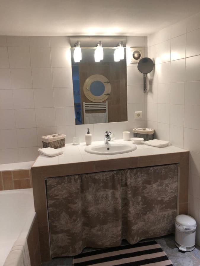 Hotel Entre Vignes Et Dentelles Courthézon Zewnętrze zdjęcie