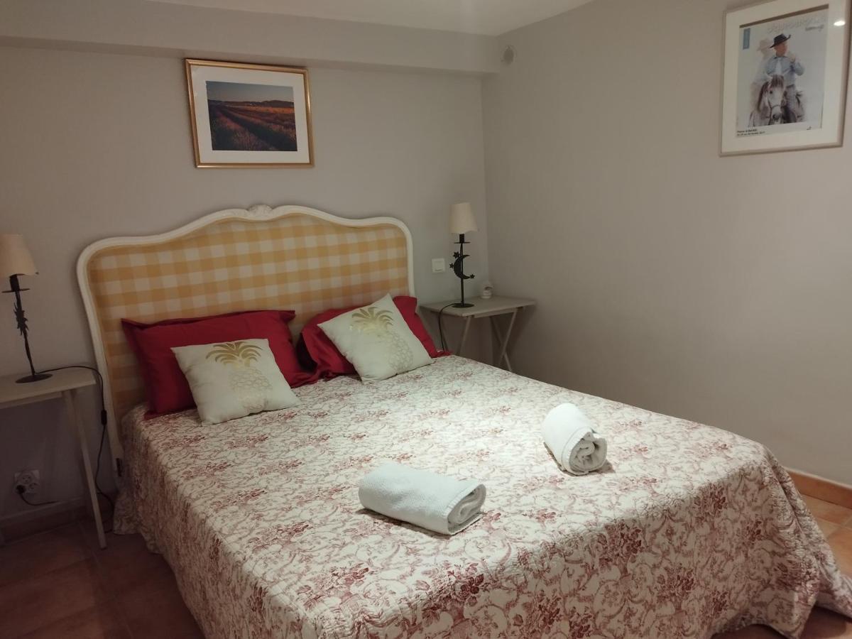 Hotel Entre Vignes Et Dentelles Courthézon Zewnętrze zdjęcie