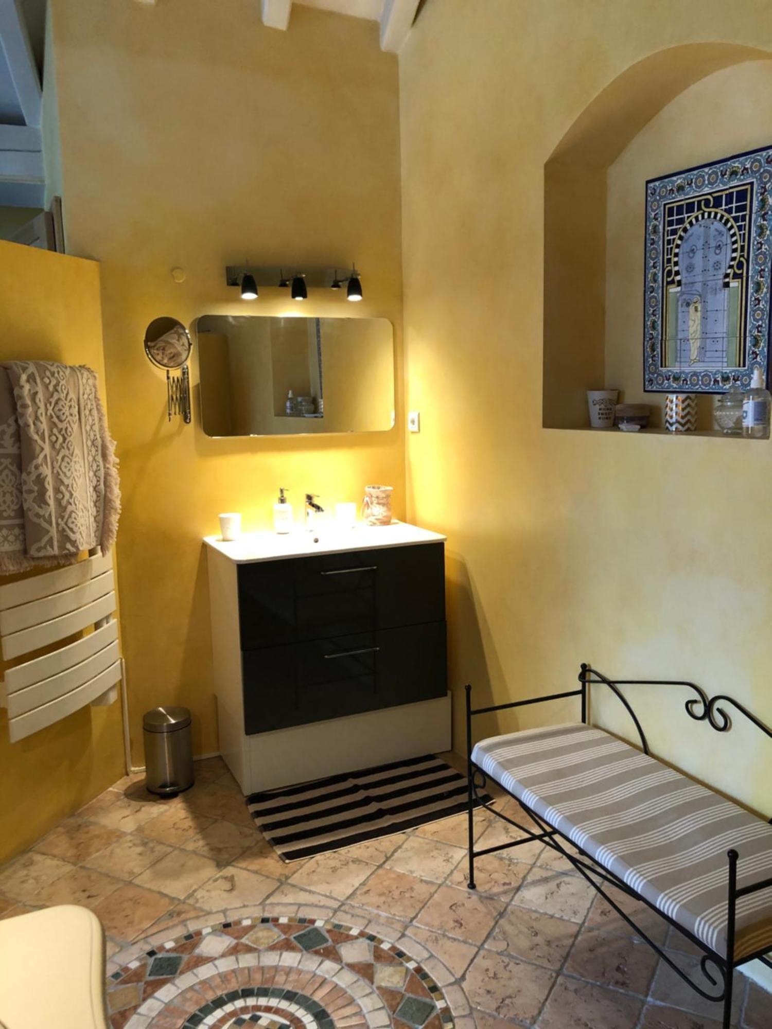 Hotel Entre Vignes Et Dentelles Courthézon Zewnętrze zdjęcie