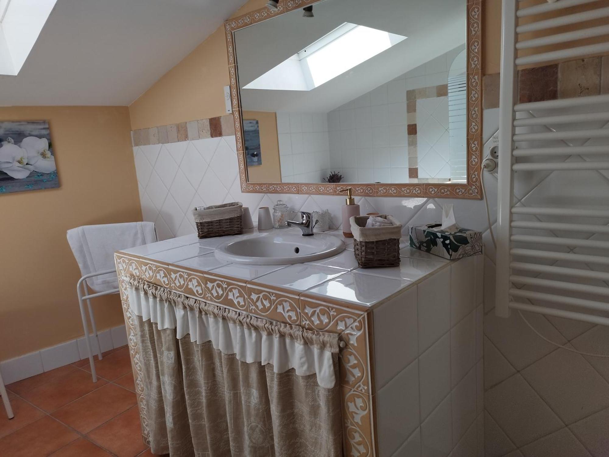 Hotel Entre Vignes Et Dentelles Courthézon Zewnętrze zdjęcie