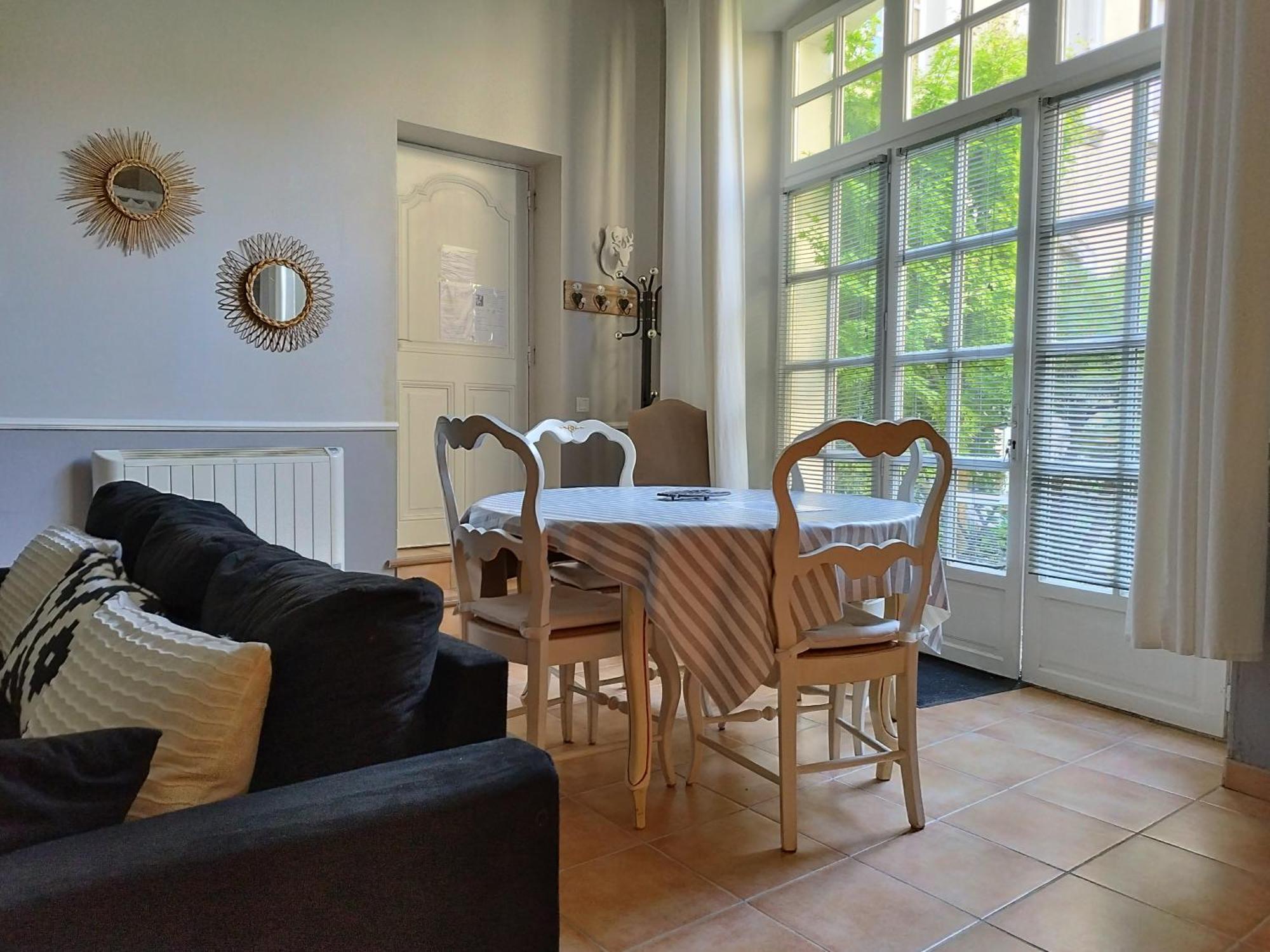 Hotel Entre Vignes Et Dentelles Courthézon Zewnętrze zdjęcie