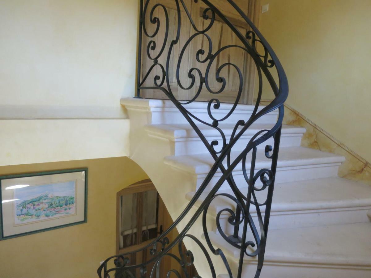 Hotel Entre Vignes Et Dentelles Courthézon Zewnętrze zdjęcie
